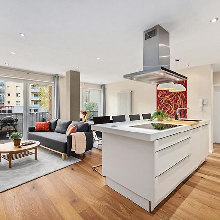 Edler Wohnraum Schwanenteich-Suite Mit Balkon, Kaffeevollautomat, Lift & Parkplatz Τσβικάου Εξωτερικό φωτογραφία