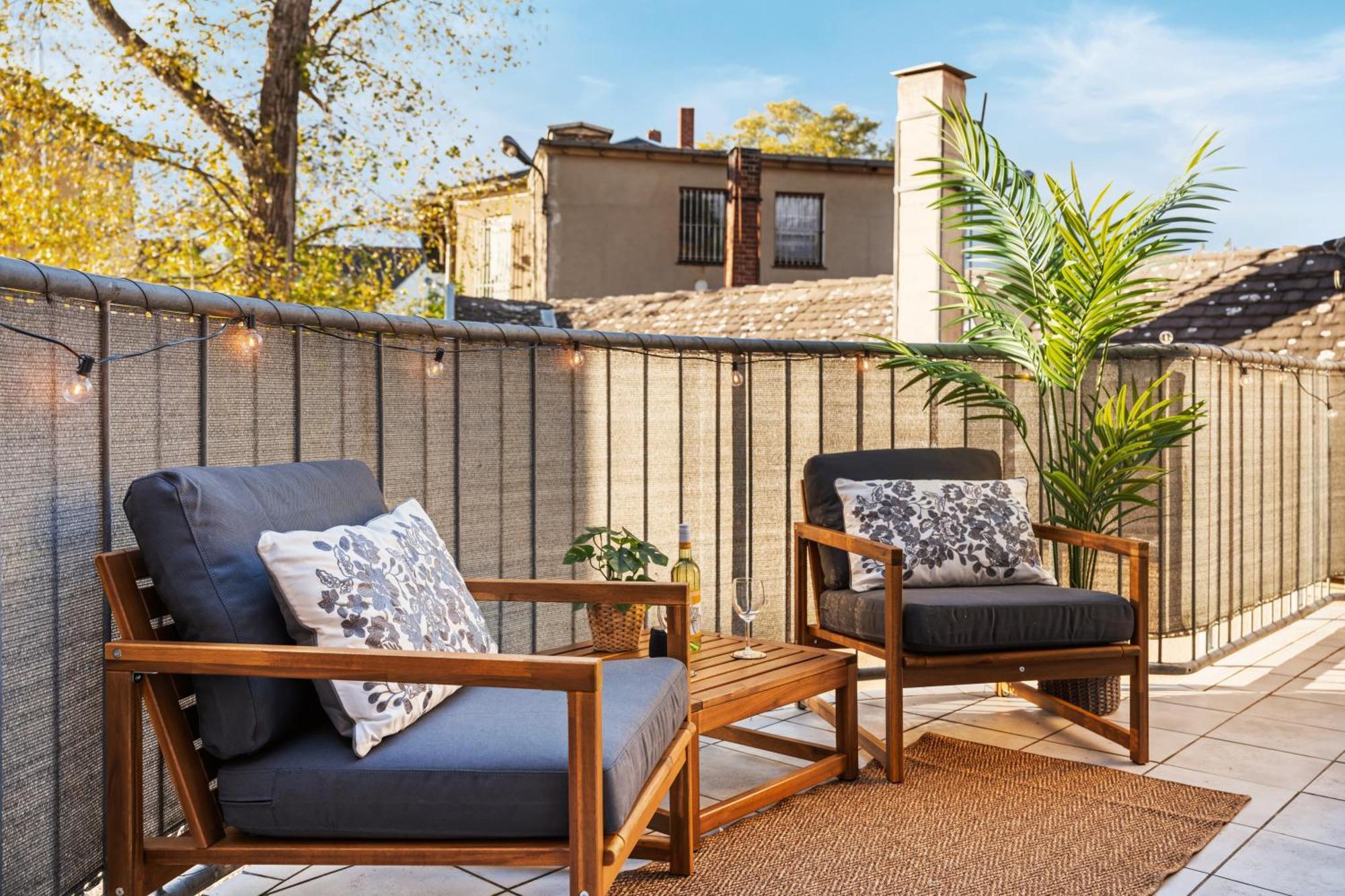 Edler Wohnraum Schwanenteich-Suite Mit Balkon, Kaffeevollautomat, Lift & Parkplatz Τσβικάου Εξωτερικό φωτογραφία