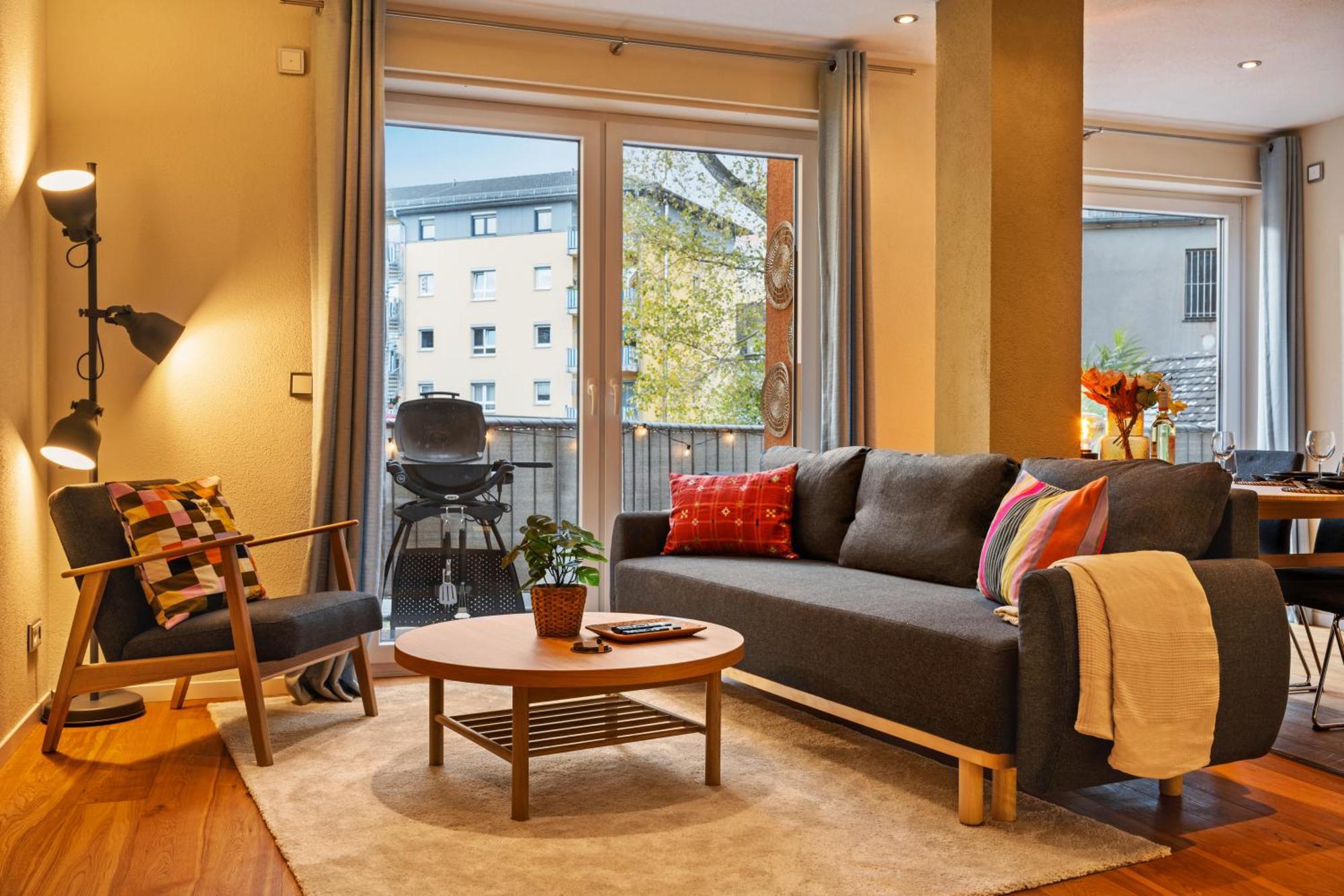 Edler Wohnraum Schwanenteich-Suite Mit Balkon, Kaffeevollautomat, Lift & Parkplatz Τσβικάου Εξωτερικό φωτογραφία